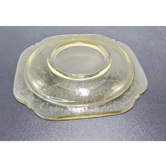 FEDERAL MADRID AMBER YELLOW DEPRESSION  GLASS Cup & Saucer Set - Picture 2 of 4